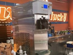 -WOW LUCKY创意韩料(龙阳广场店)