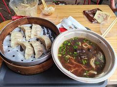 -鸡鸣汤包(红山动物园店)