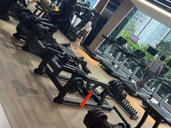 -威克健身游泳(万菱汇店)