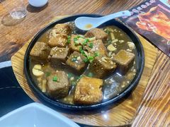 铁板双色豆腐-张家卫·阳江菜·小海鲜(肥婆湾桥店)