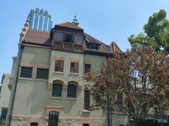 -常熟路(地铁站)