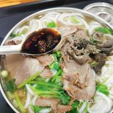 探店万老五羊肉粉