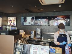 -瑞幸咖啡(大连罗斯福广场一层店)