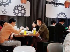 大堂-吕氏疙瘩汤·新派鲁菜(济南万象城店)