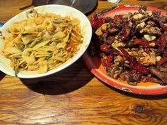 -柴窝堡22号辣子鸡·传承新疆菜