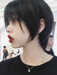 -BULB STUDIO 巴柏明星发型工作室