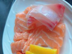 -亚洲国际大酒店·云顶阁旋转自助餐厅