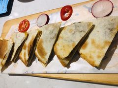 墨西哥芝士牛肉烤饼-TA'塔雀 墨西哥餐厅(江都金鹰店)