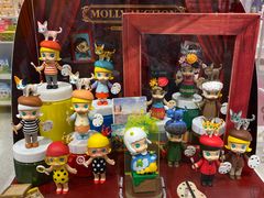 -泡泡玛特POPMART(蓝色港湾店)