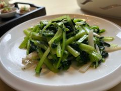 -八府香鸭·啫啫煲(华山路店)