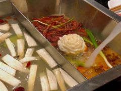 -百年川椒重庆老火锅(光谷店)