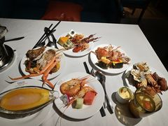 -领鲜活海鲜榴莲自助火锅(东门店)