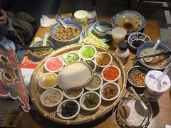 -包整·丝娃娃(一览甲秀楼风景店)