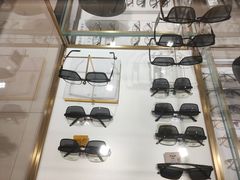 -博士眼镜(东莞中环财富广场店)