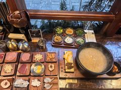 -银米·云南传统过桥米线(双廊黑金冠店)