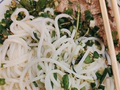 -云阿蛮云南生烫牛肉米线(奉贤路店)