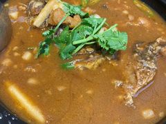 -有红鸡毛店·川菜(建设路店)