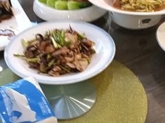-今鲜源酒店·海鲜锅贴青岛菜(新湛路店)