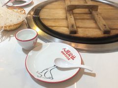 -人民公社铁锅炖·东北菜(卫国道店)