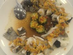 -粤盛海鲜平价店(洛溪食街店)