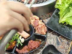 -啊美丽炭火烤肉(滑翔一店)