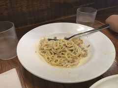 -玛格萝妮(汇智国际商业中心店)