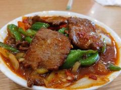-歹歹的加个面过油肉拌面
