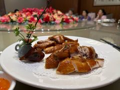 -潮珍苑海鲜粤菜酒家·广式茶点·宴请(临江大道店)