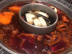 菌香鸳鸯锅-晓宇重庆火锅(赛格国际购物中心店)