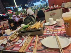 -蚝蚝先生·广式烧烤(信天广场店)