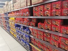 -家乐福(四元桥购物中心店)