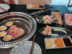 -炙忧烤肉屋(中国铁建广场店)