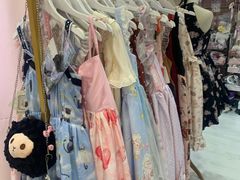 -甜镜物语 LOLITA·汉服·JK制服三坑生活馆(滨江道店)