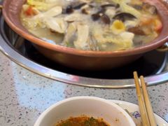 -阿婆情腊排骨火锅(金虹路店)