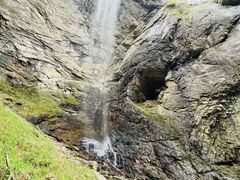 -燕子河大峡谷天坑仙境