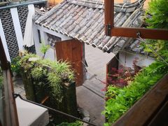 石榴花炒肉-乡绅本色白家厨坊