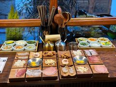 -银米·云南传统过桥米线(双廊黑金冠店)