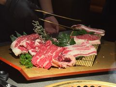-铭牛烧肉·和牛海鲜自助(高新月牙湖店)