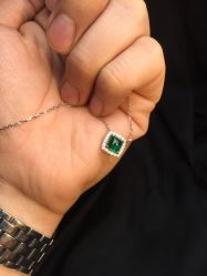 -威德钻石-克拉钻大本营(南京东路店)