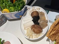 -煲王粤菜餐厅(中侨中心店)