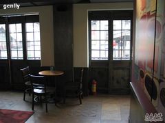 大堂-星巴克臻选(成都宽窄巷子店)