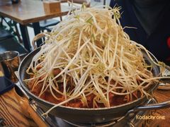 -吴草鸡爪오초닭발韩食堂(融恒盈嘉中心店)