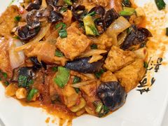 -何适山庄 ·可团建(水长城P2停车场店)