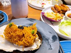 盐烤香酥生蚝配鱼子酱-星叶·东南亚料理(宁波万象汇店)