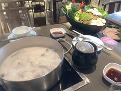 -捞王锅物料理(上海世茂广场店)