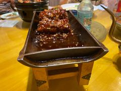 -国庆鱼头鱼尾馆(盛世华庭店)