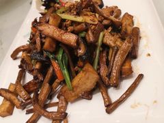 -元唐家宴•经典东北菜(梅市口路店)