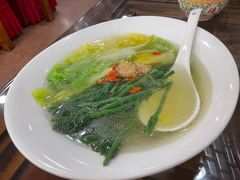 清汤瑶柱浸双蔬-烤肉季饭庄