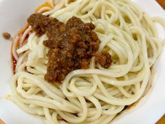 素椒杂酱面-明红蹄花(糍粑店街店)
