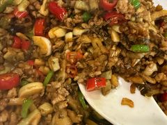 -老唐三下锅 ·张家界地标美食(溪布街店)
